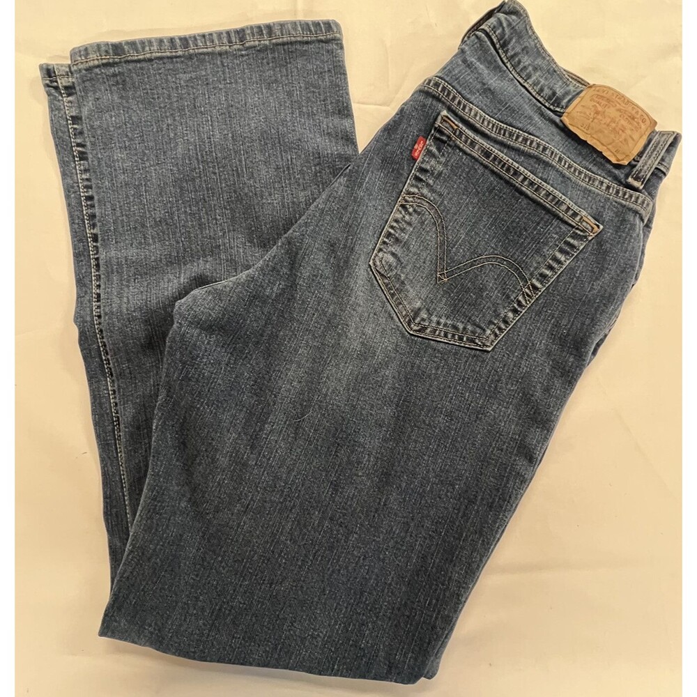 Levis Womens Style 515 Boot Cut Medium Blue Denim Size 16M